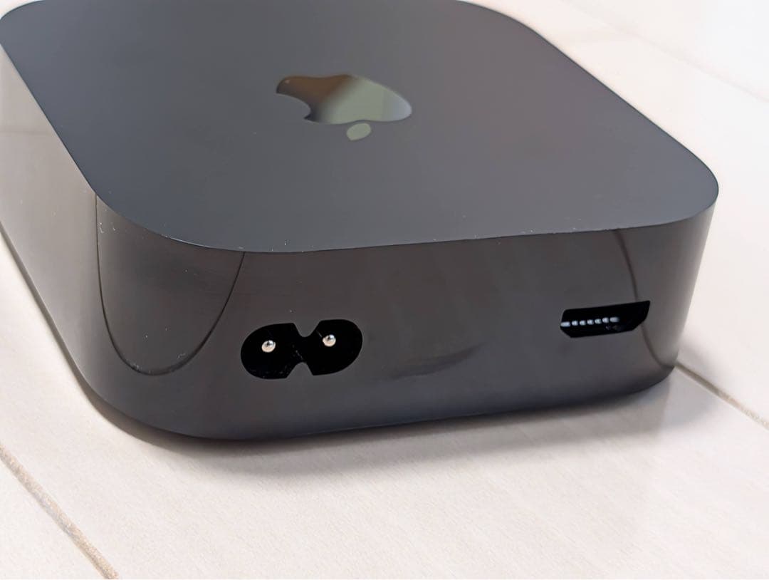 Apple TV 4K 64GBストレージ搭載Wi‑Fiモデル (第3世代)