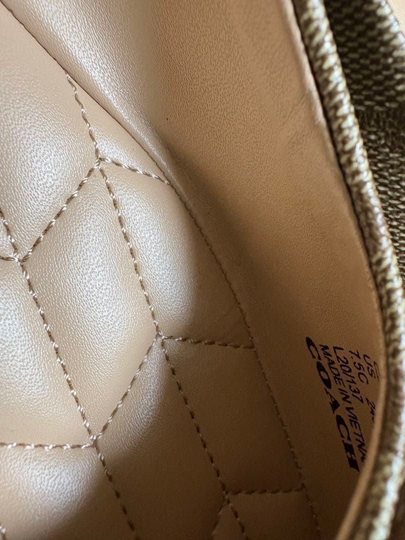 【ほぼ未使用】COACH ローヒール パンプス