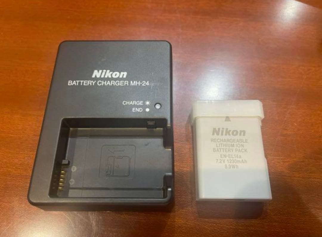Nikon デジタル一眼レフカメラ ダブルズームキット D5600 スマホ転送