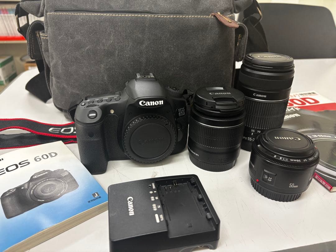 ✨Canon EOS 60D✨ダブルレンズセット✨単焦点レンズ付き