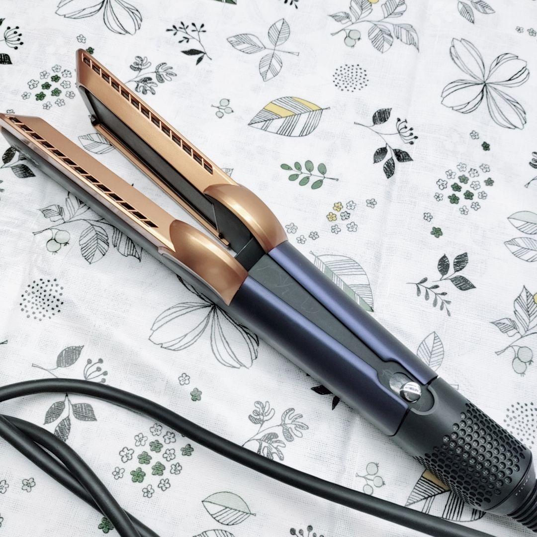 ほぼ未使用⭐️最新モデル ダイソン ストレイトナー ドライヤー ストレート