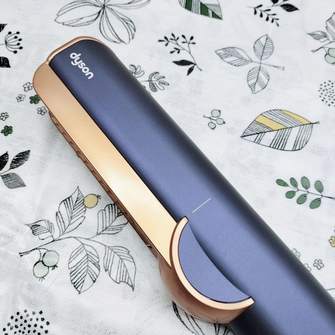 ほぼ未使用⭐️最新モデル ダイソン ストレイトナー ドライヤー ストレート