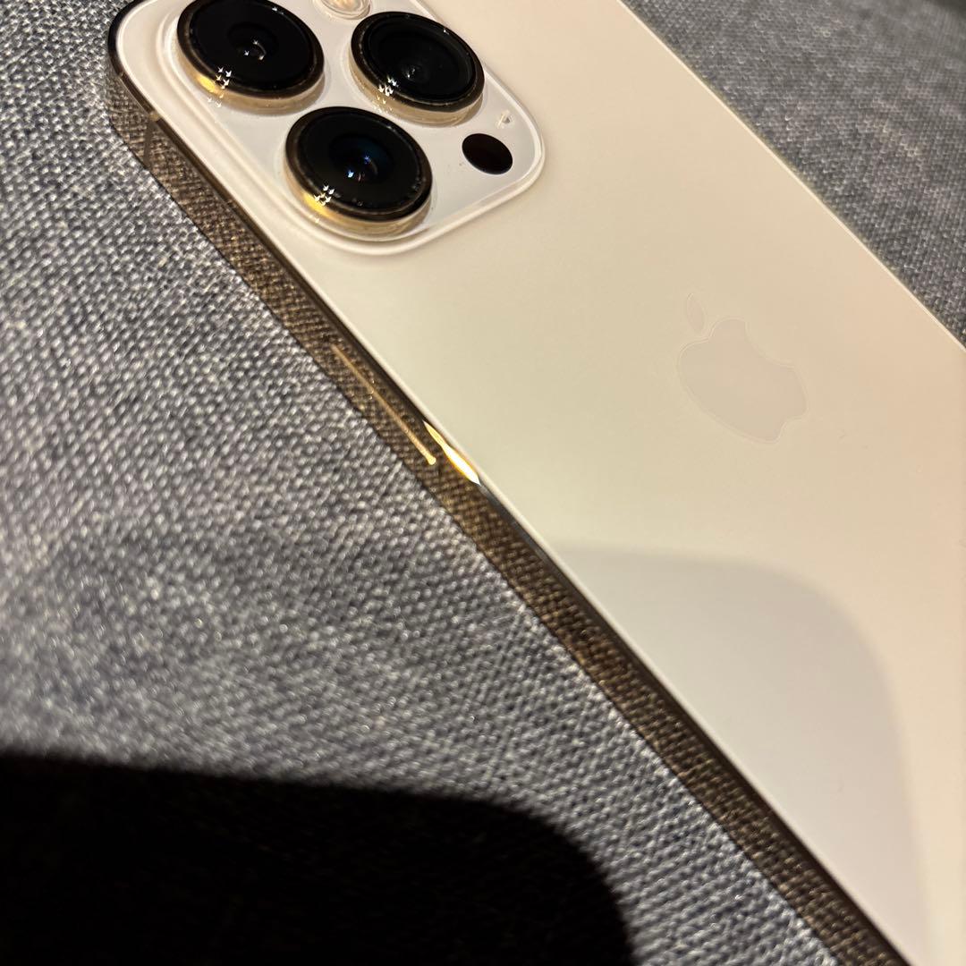 Apple iPhone 13 Pro ゴールド 本体　256GB