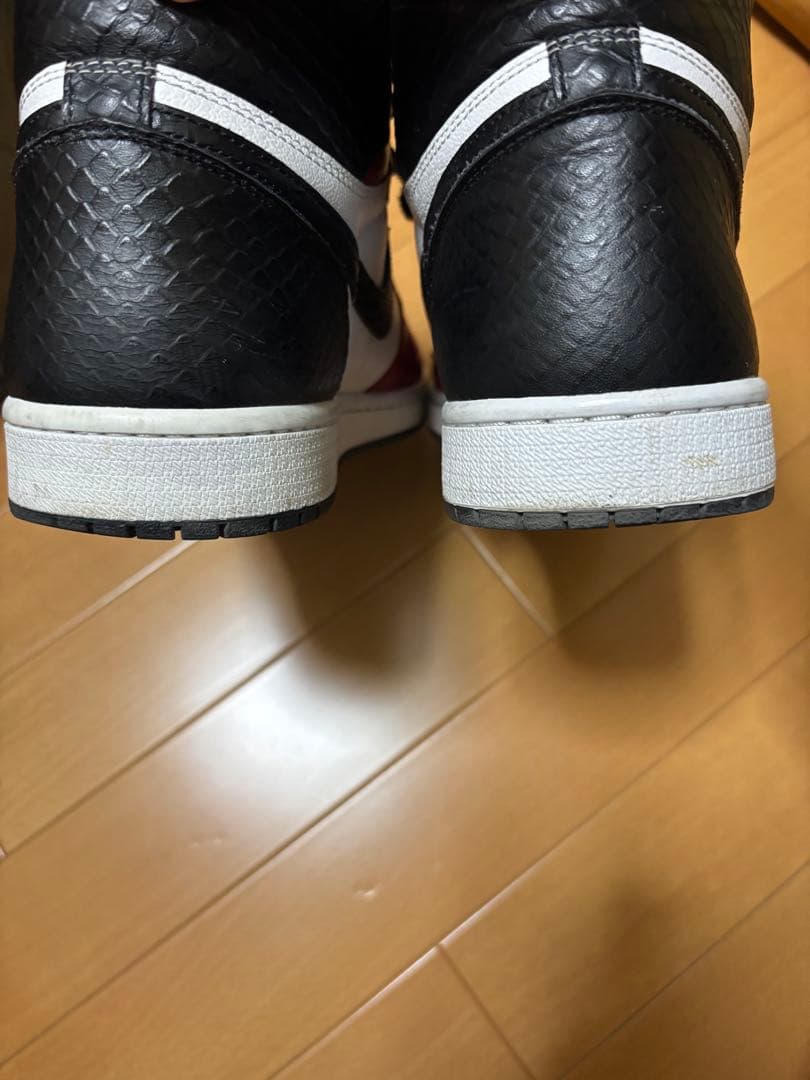 Nike Air Jordan 1 Satin Red aj1 ジョーダン