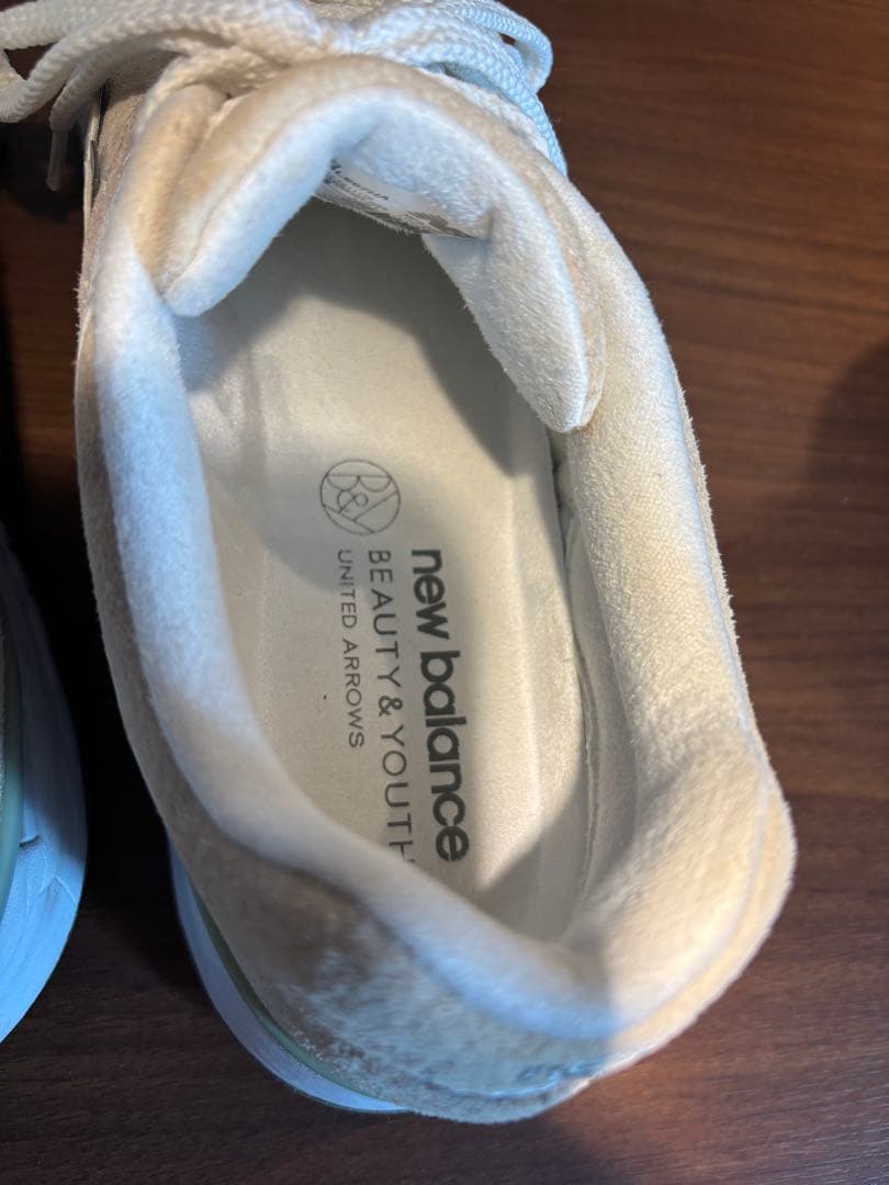 【値下げ】New Balance 990v5 ベージュ/ビューティ＆ユース