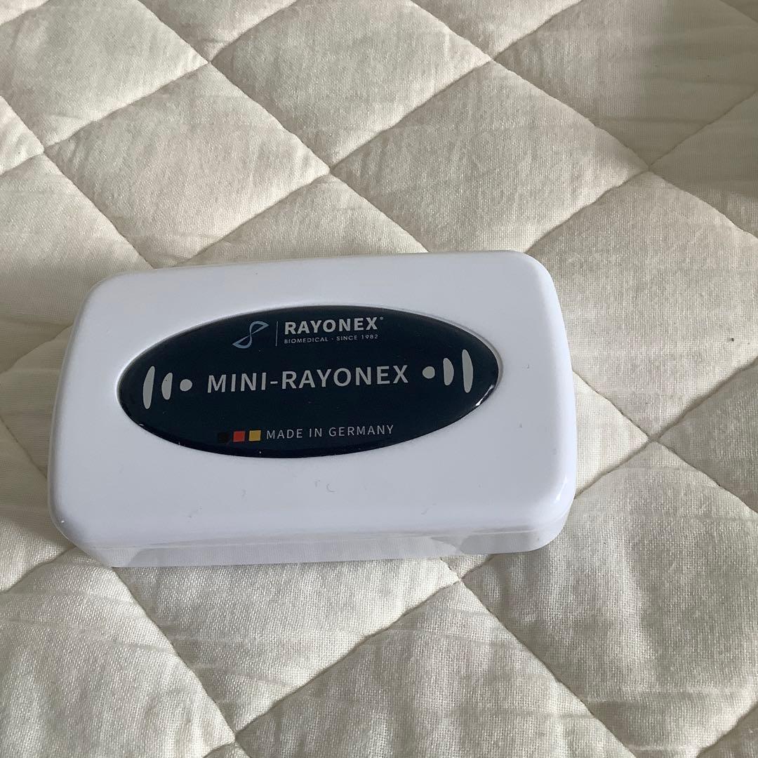 ミニレオネックス