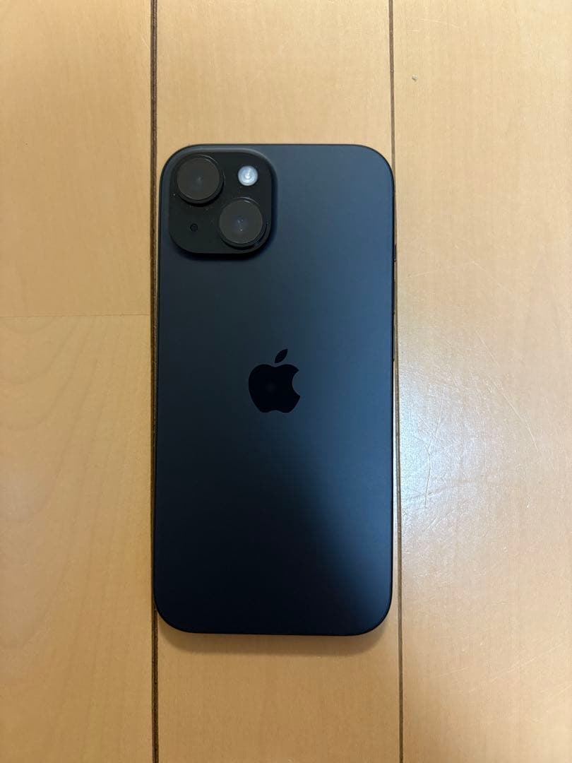iPhone 15 256GB ブラック 本体