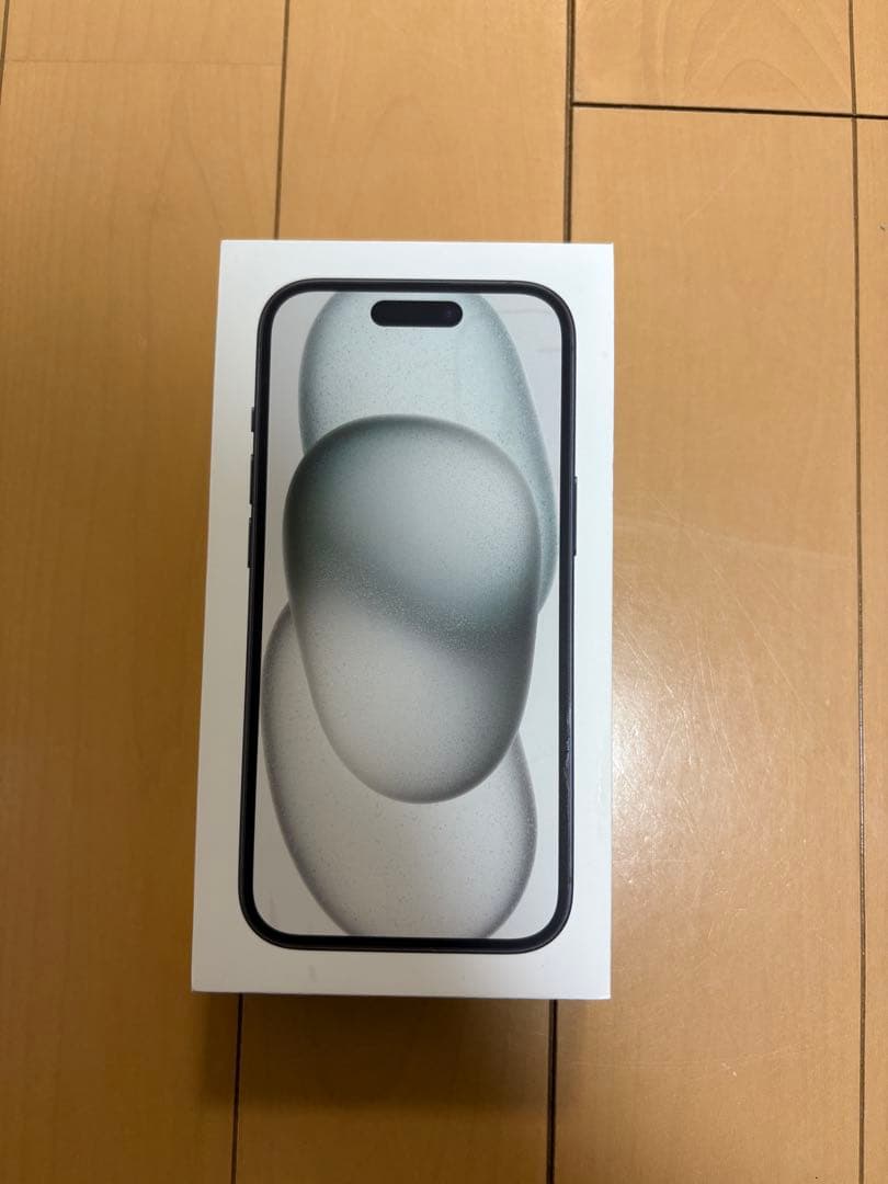 iPhone 15 256GB ブラック 本体