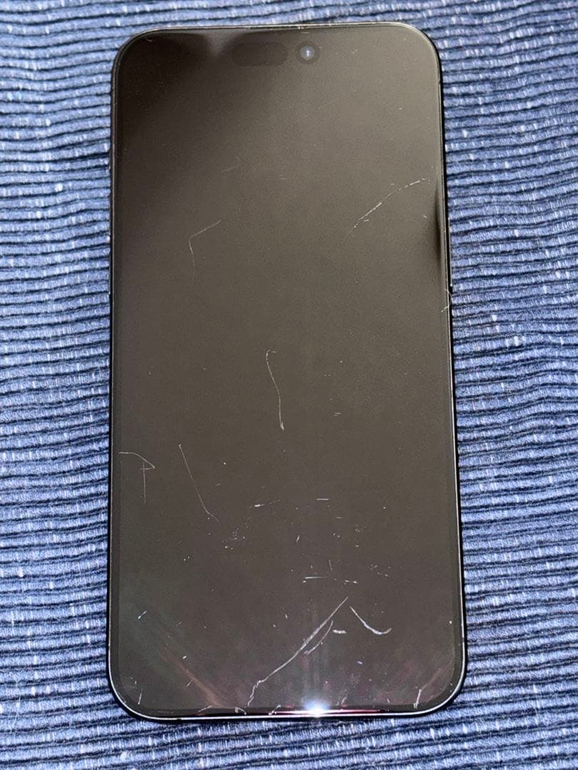 iPhone15 Pro Max 1TB 　US版　中古　シャッター音無し！①