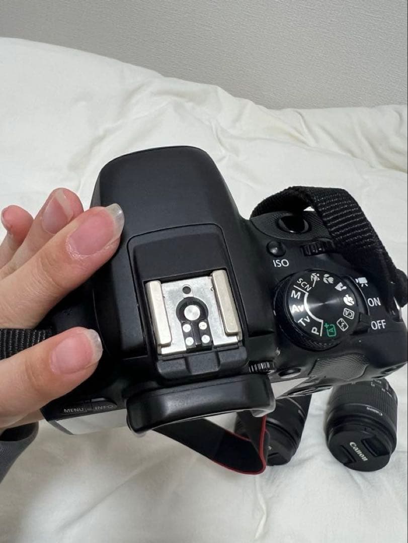 Canon EOS Kiss X7 デジタル一眼レフカメラ 2本レンズ付き