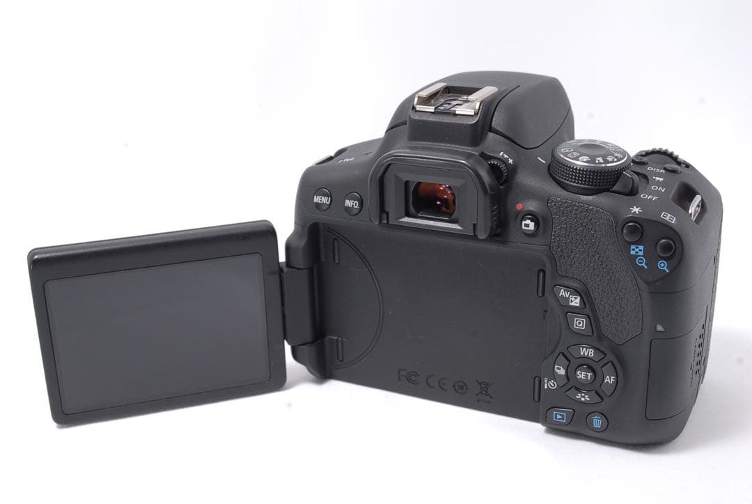 超美品●Canon EOS Kiss X8i●高倍率レンズで運動会や旅行に最適！