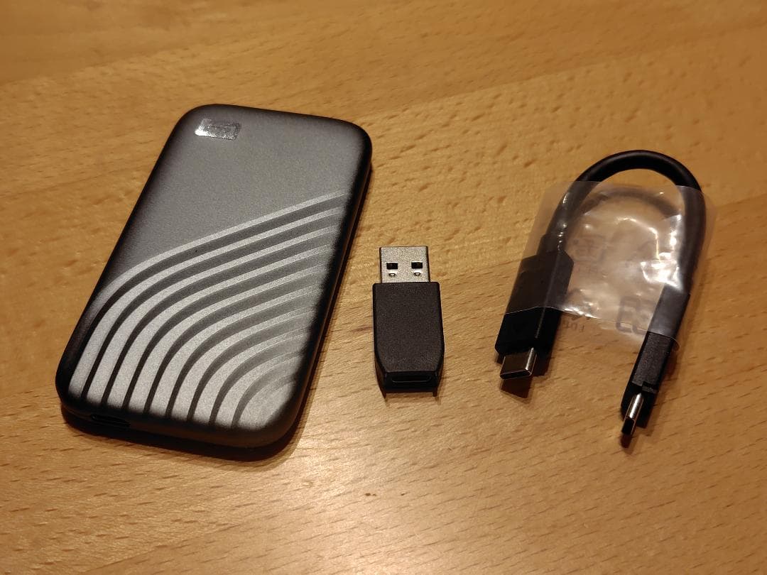 専用 使用極少 WD My Passport SSD 4TB