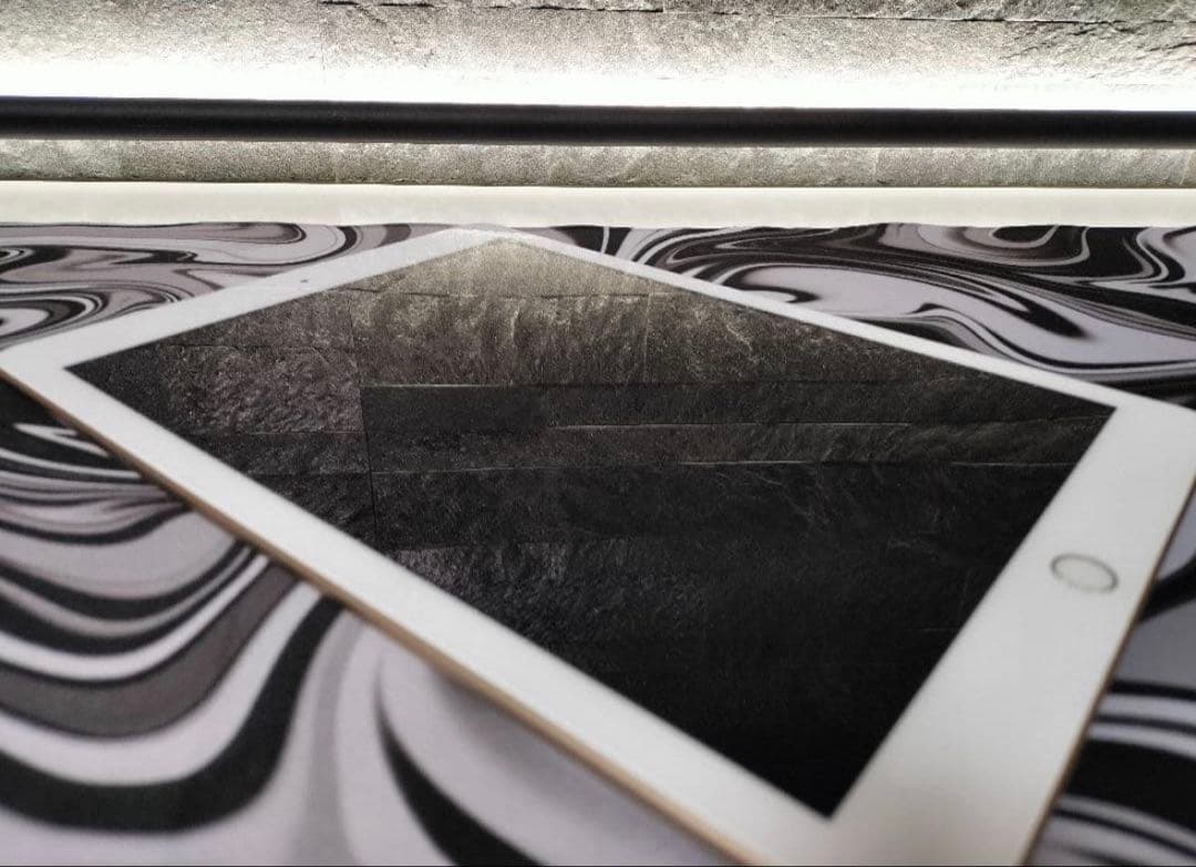 ✨美品✨ipad✨A1822✨第5世代✨ゴールド✨