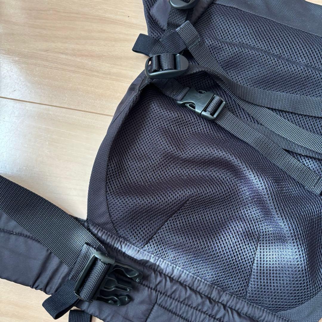 ノースフェイスTHE NORTH FACE 抱っこ紐 黒　収納袋/説明書付き