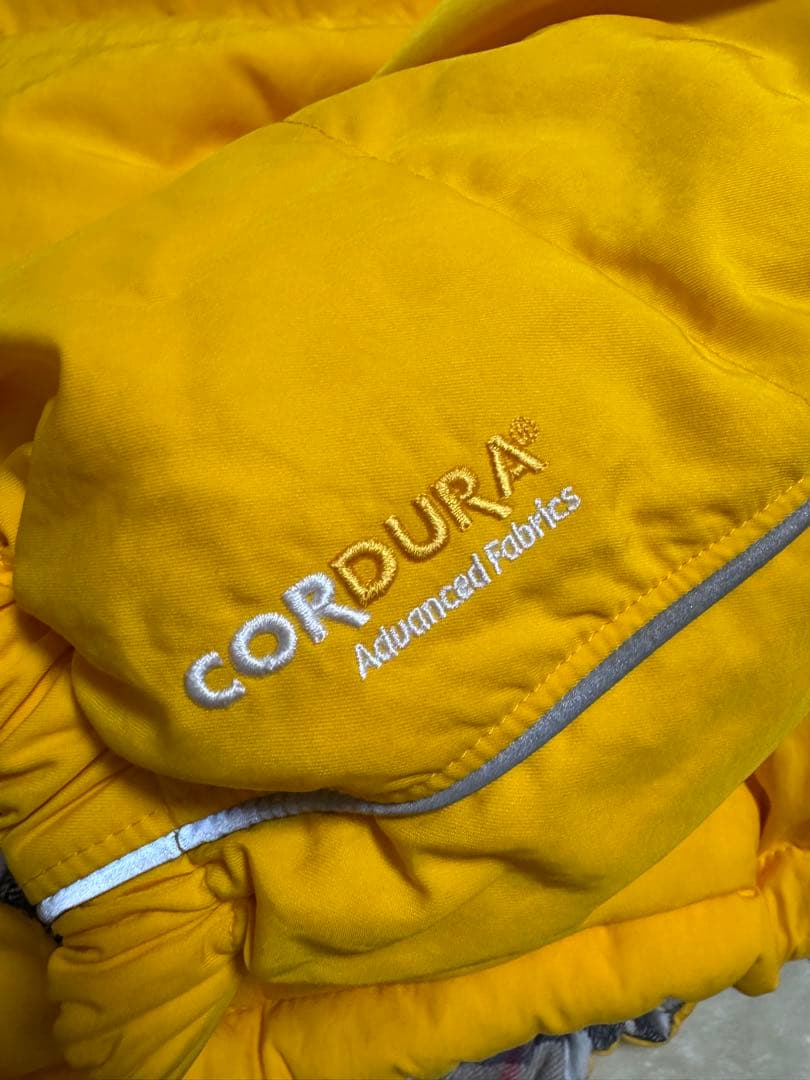 自*人様 Supreme Reversible Puffer Jacket Ye