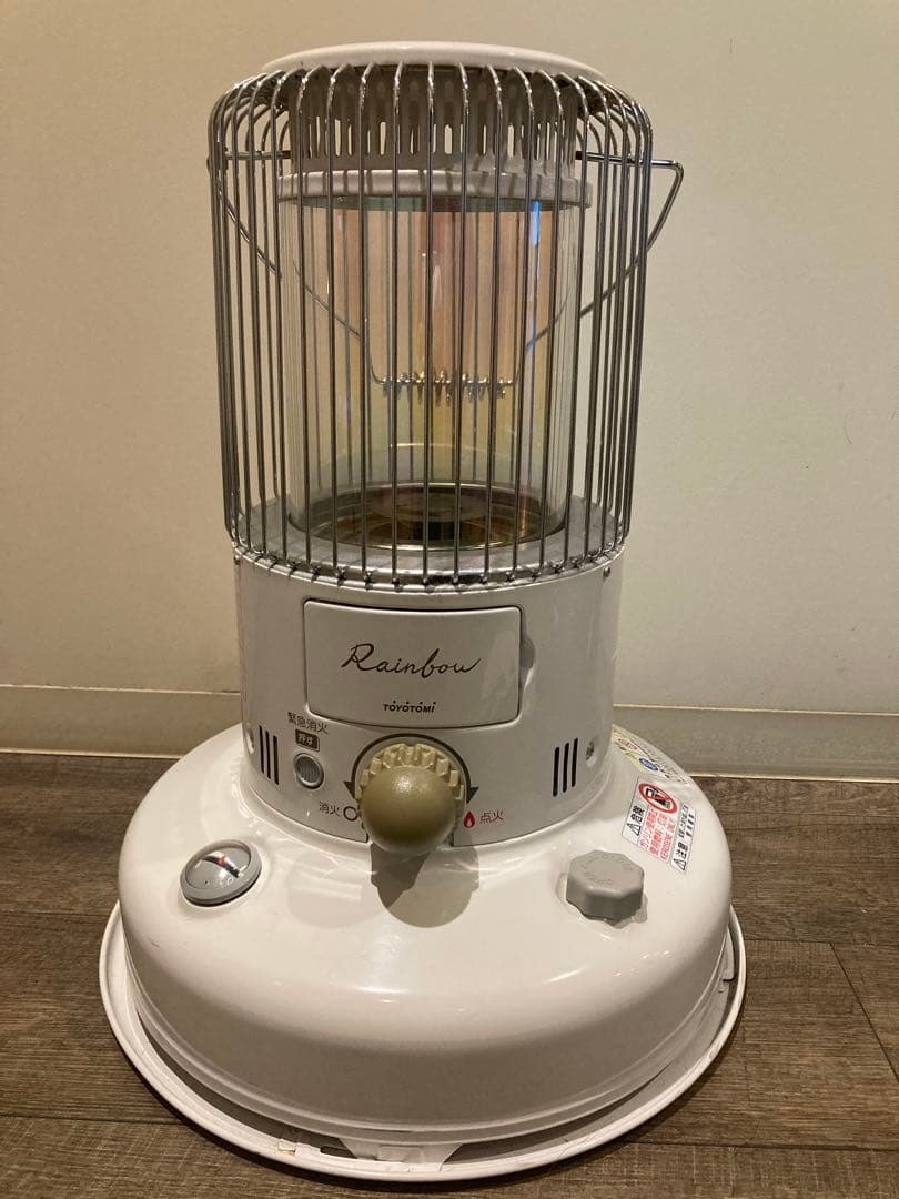 トヨトミRainbow ストーブ 灯油式 ホワイト