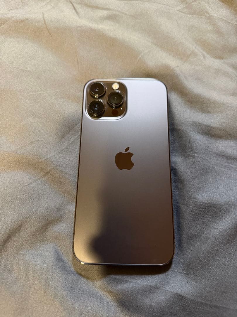 【週末値引き】Apple iPhone 13 Pro maxグラファイト