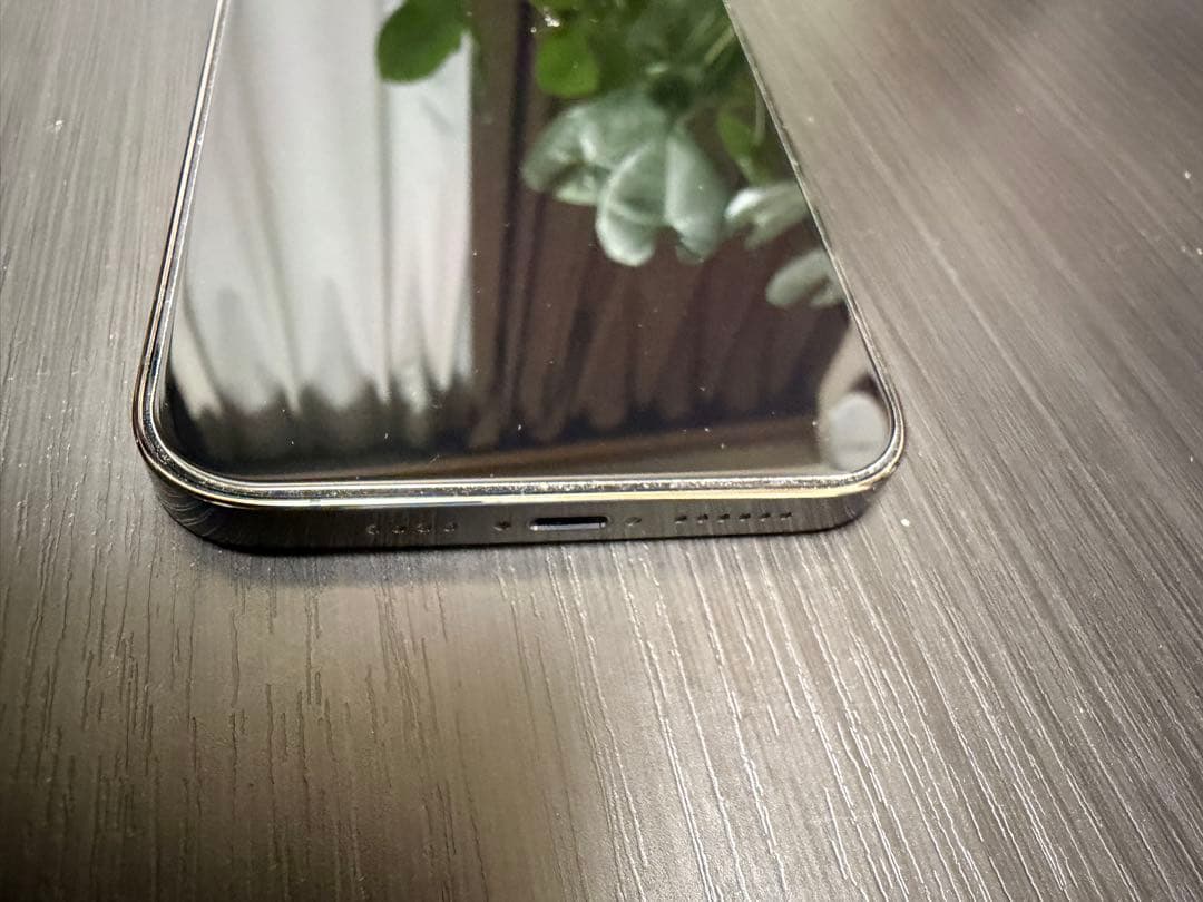 【週末値引き】Apple iPhone 13 Pro maxグラファイト