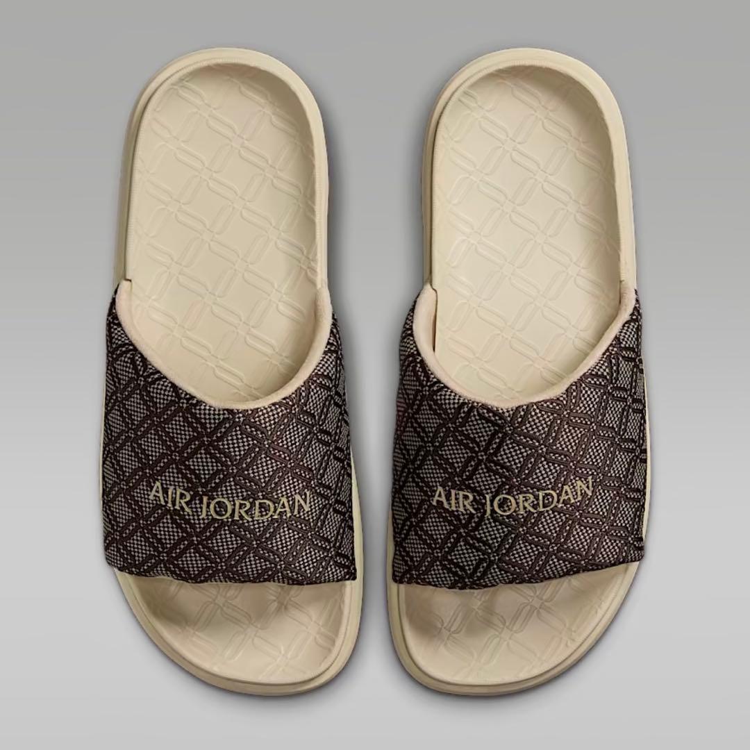 新品未使用　ジョーダン ソフィア サンダル