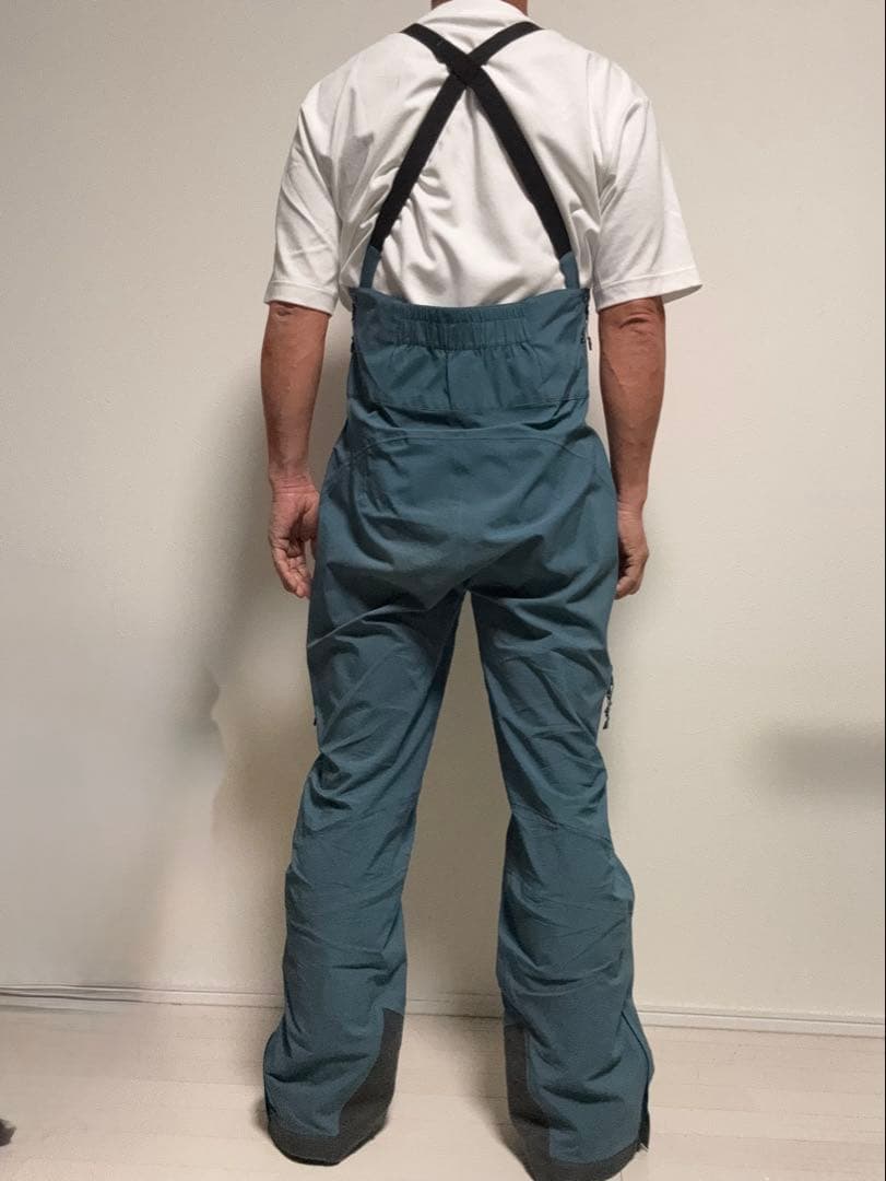スノボビブパンツP.RHYTHM（プリズム） ）PEAK BIB BLUE