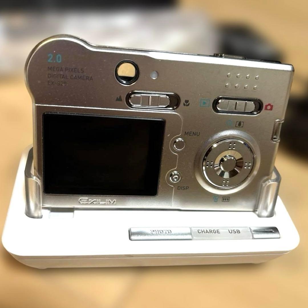 デジカメ CASIO EXILIM EX-S20 カシオ コンデジ 箱付き