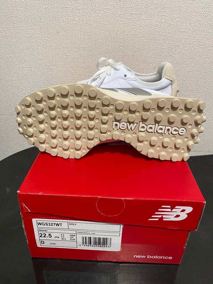 ニューバランスゴルフシューズ　WGS327