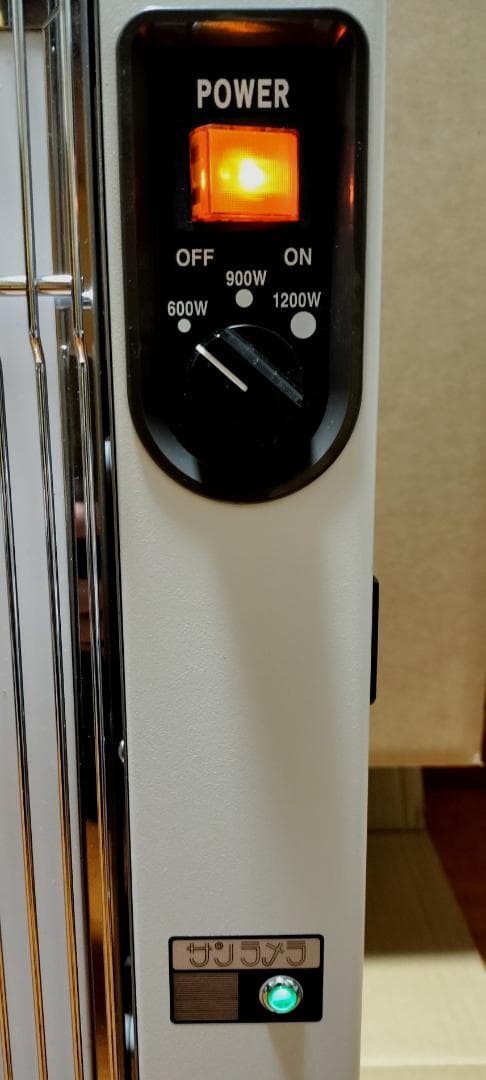 元箱有◆サンラメラ1200W白 遠赤外線輻射式セラミックヒーター◆清掃済・動作品