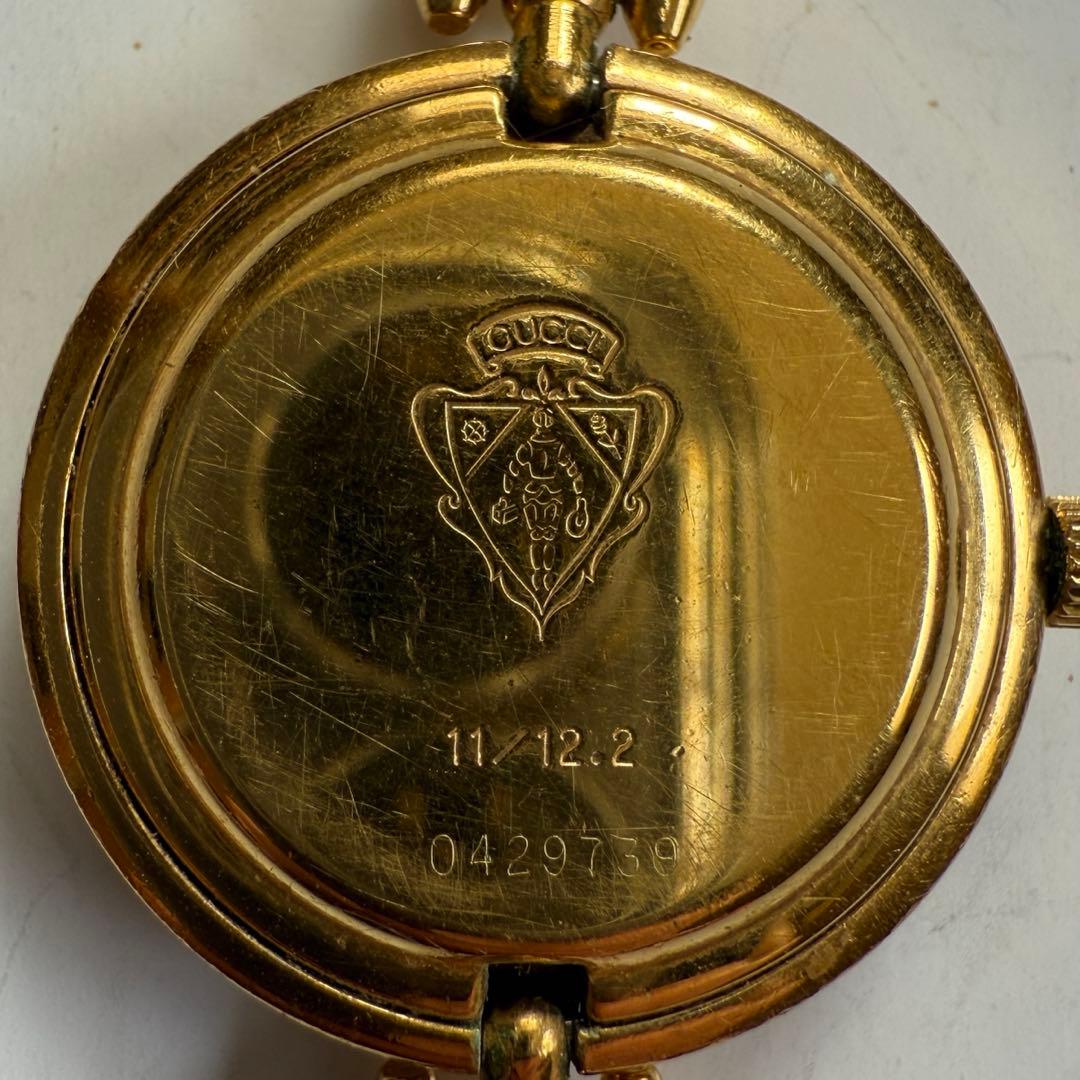 GUCCIグッチ チェンジベゼル腕時計 11/12.2