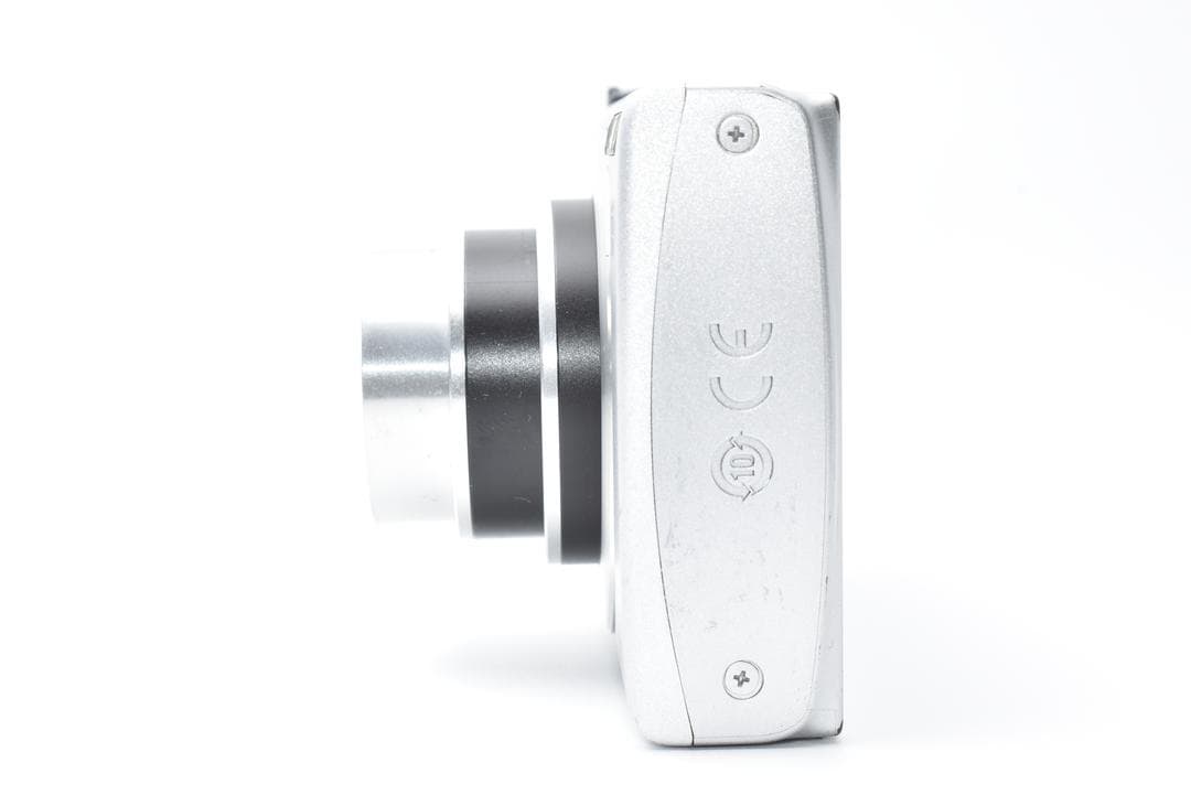 canon PowerShot A2600 シルバー