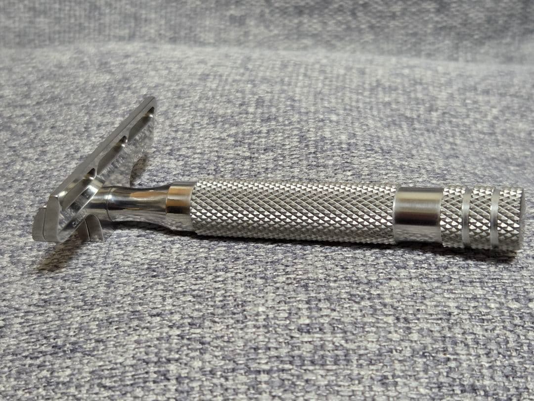 [美品] RazoRock \"Standard\" HAWK V3 両刃カミソリ