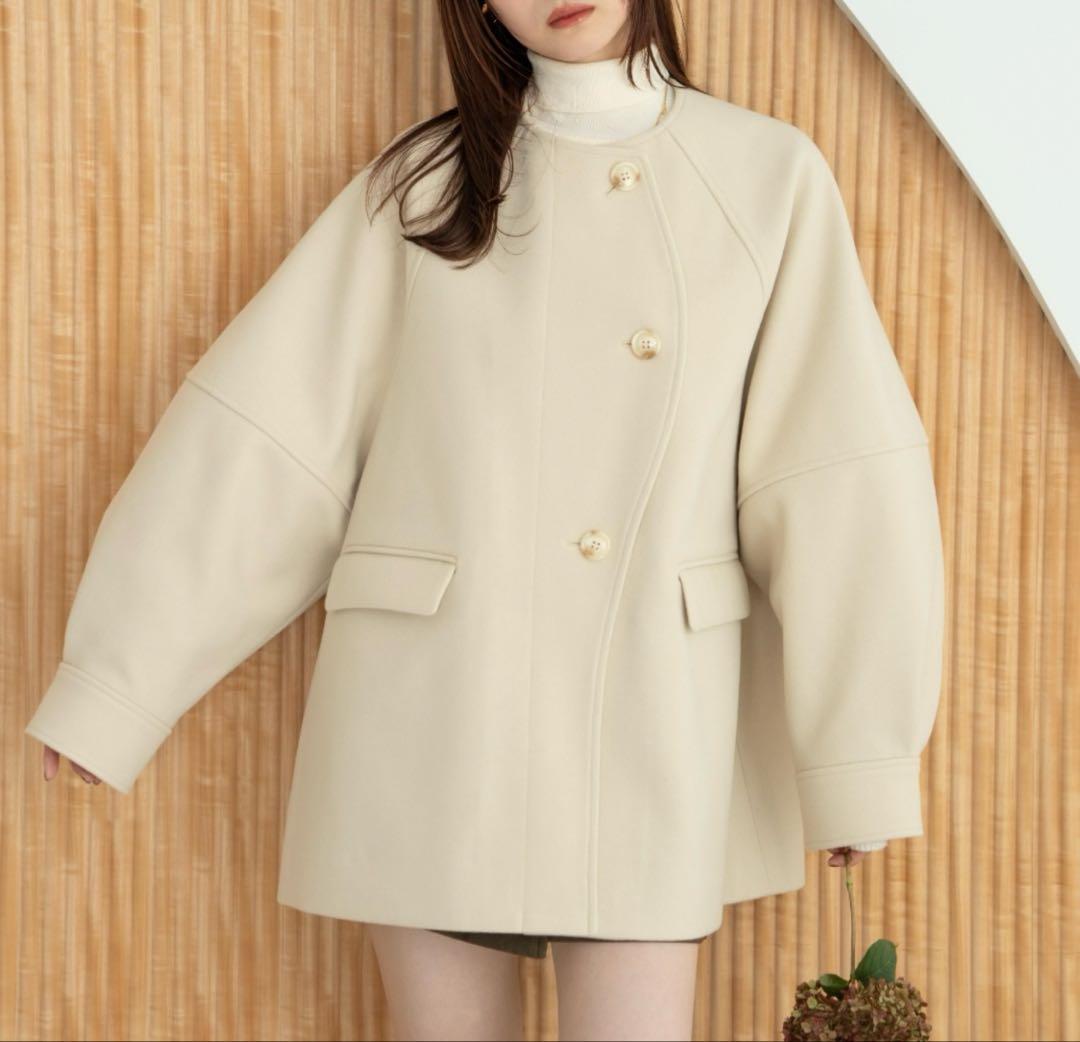 hinari ウェーブデザインミドルコート アイボリー S