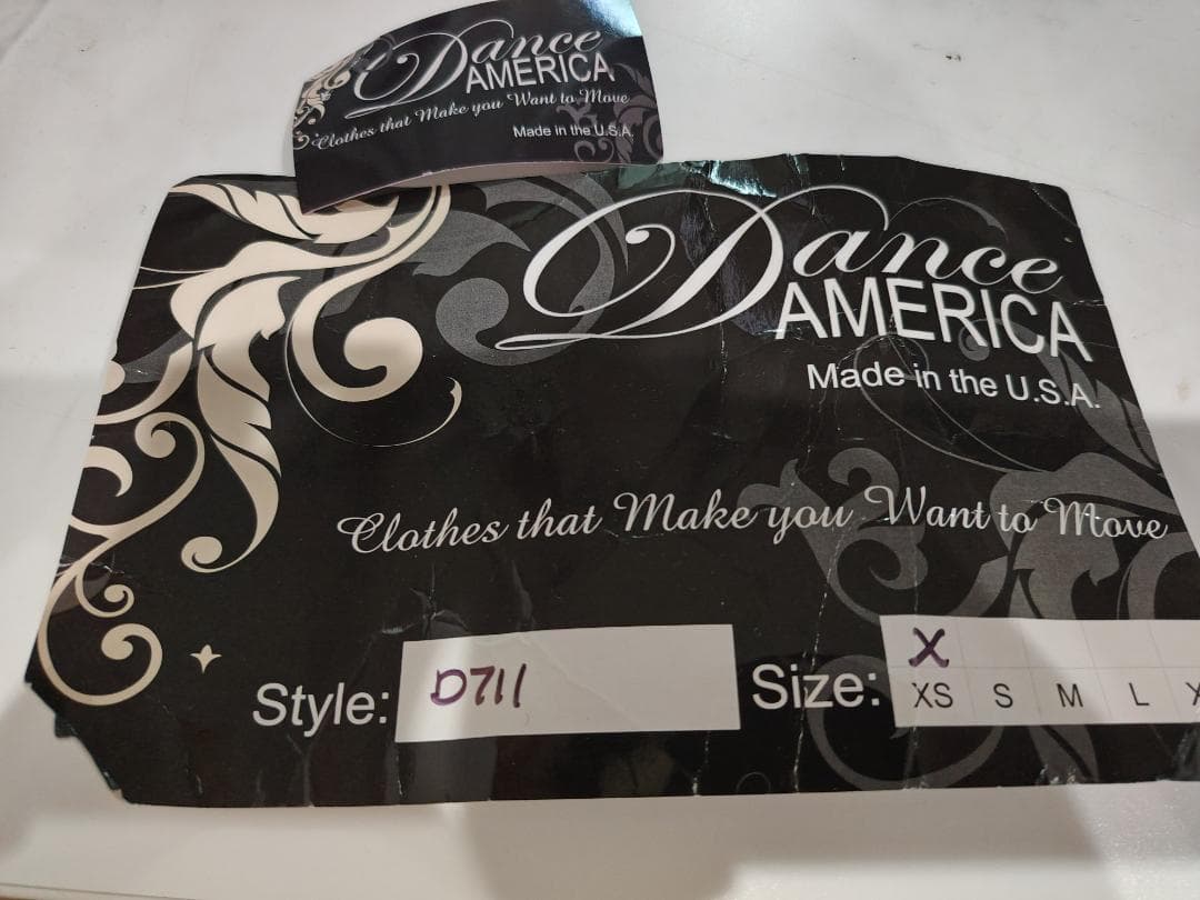 DanceAmerica製 1回着用のみ ウェア ピンク 7-9号相当 送料込