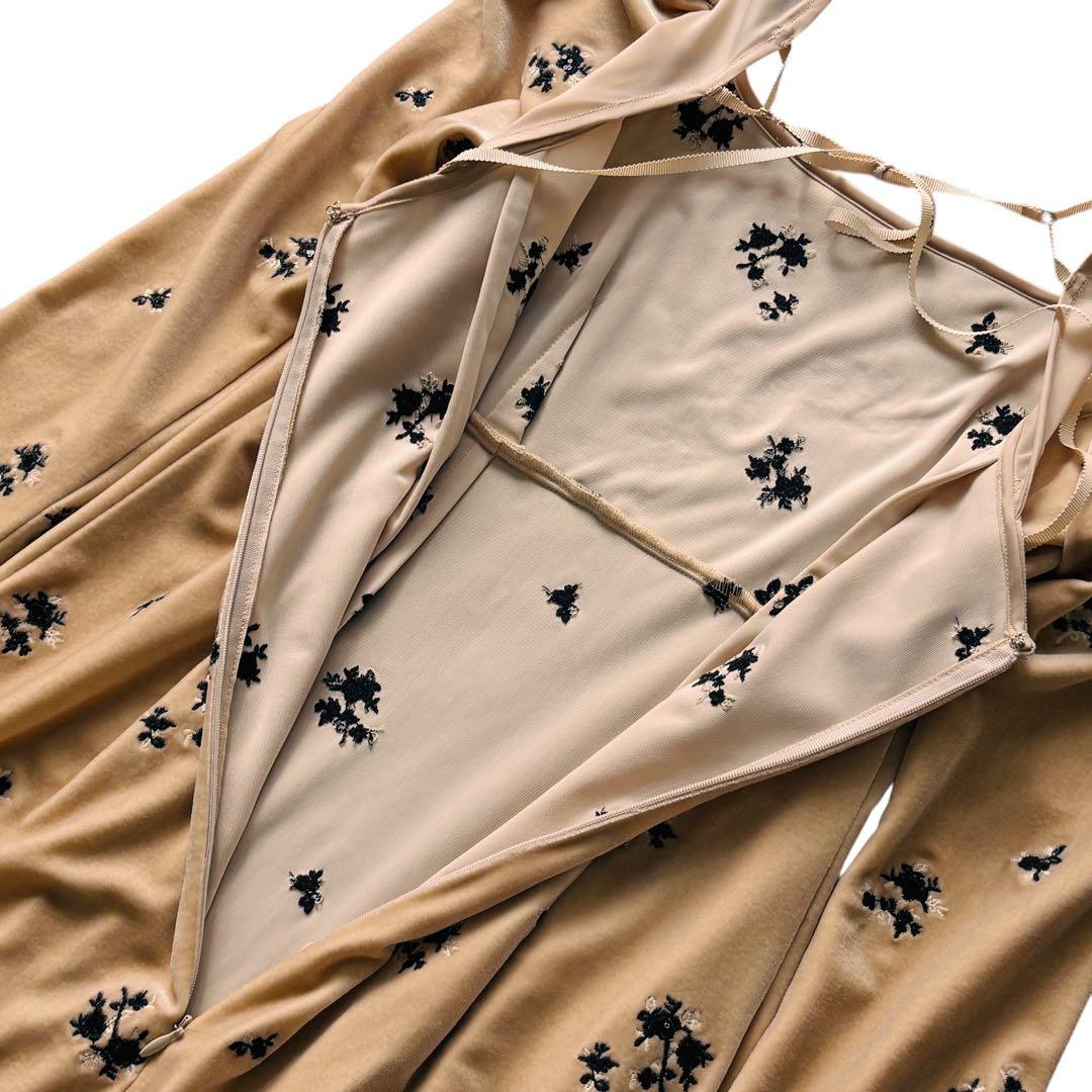 美品　FRAY I.D 完売24AW スクエアネックベロア刺繍OP