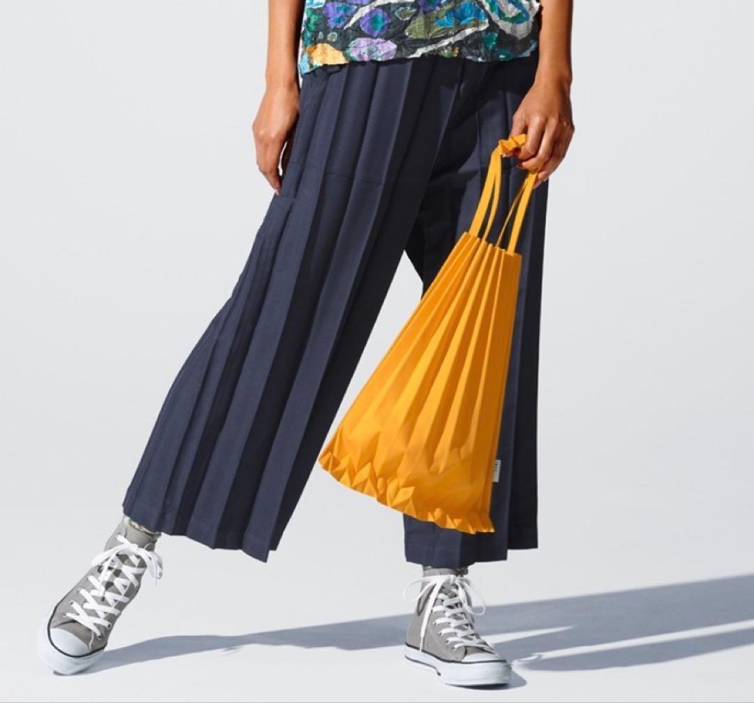 ミーイッセイミヤケ プリーツデニムパンツ