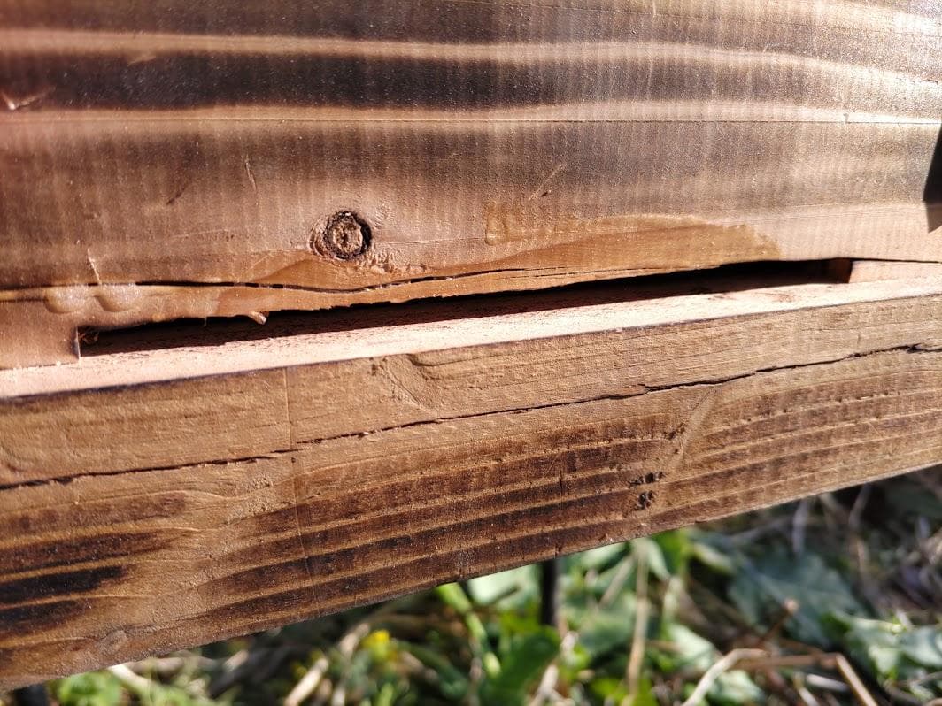 日本蜜蜂 重箱式巣箱4段 スライド底板 付巣門台座　スノコ付き