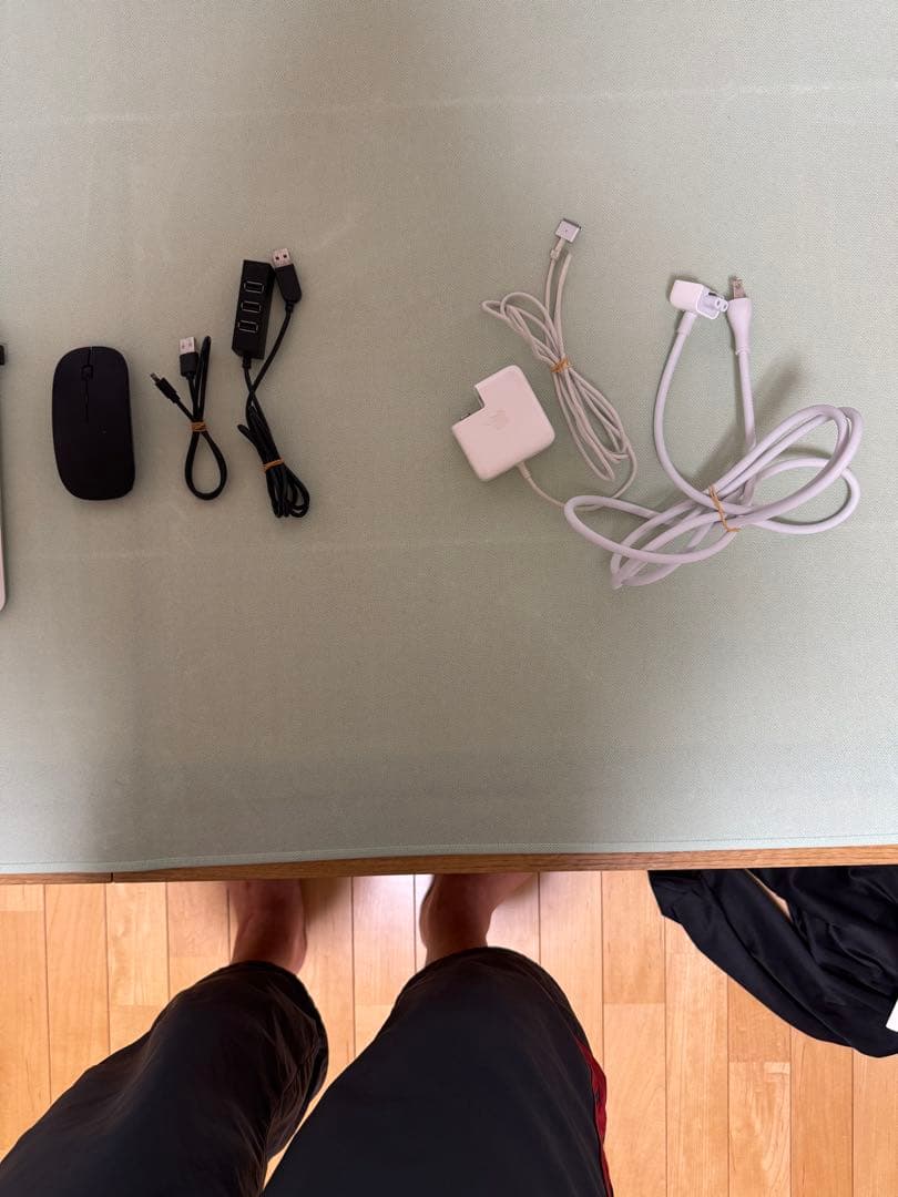 Apple MacBook Air 高性能ノートPC 13インチ 薄型軽量