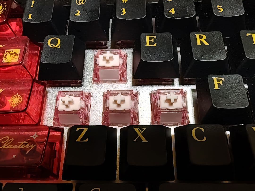 GT60 PRO 高性能ラピッドトリガーカスタム磁気キーボード