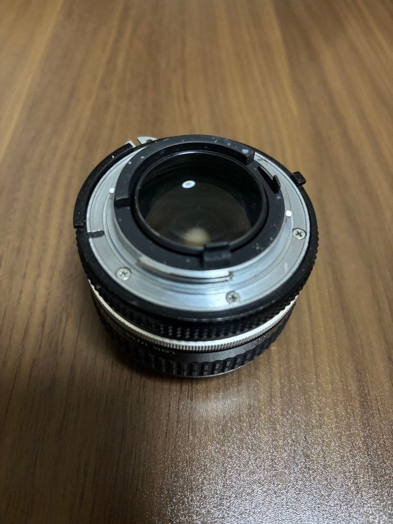 Nikon Nikkor 50mm f/1.4 オールドレンズ