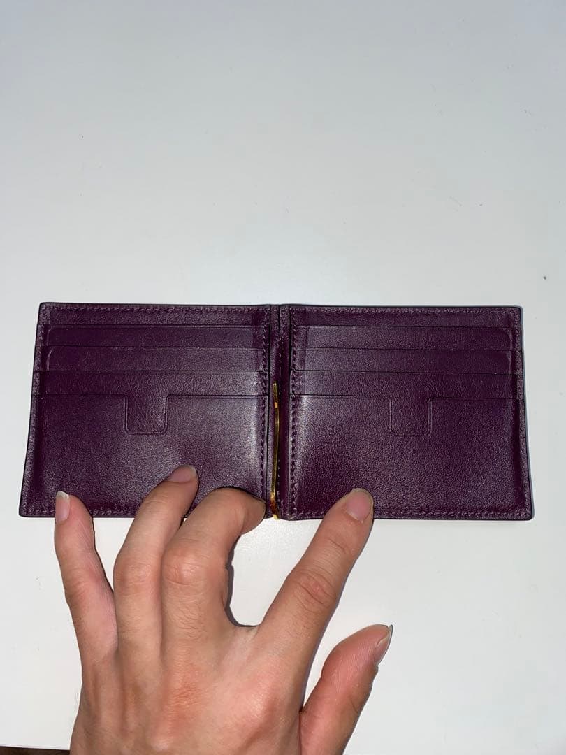 し*せ様 た*し様 TOM FORD 紫色 レザー マネークリップ