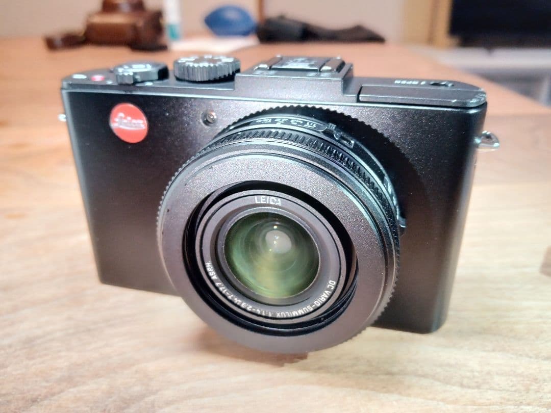 正*蔵様 【カメラケース+メンテナンスキット付き】Leica D-LUX6【返金