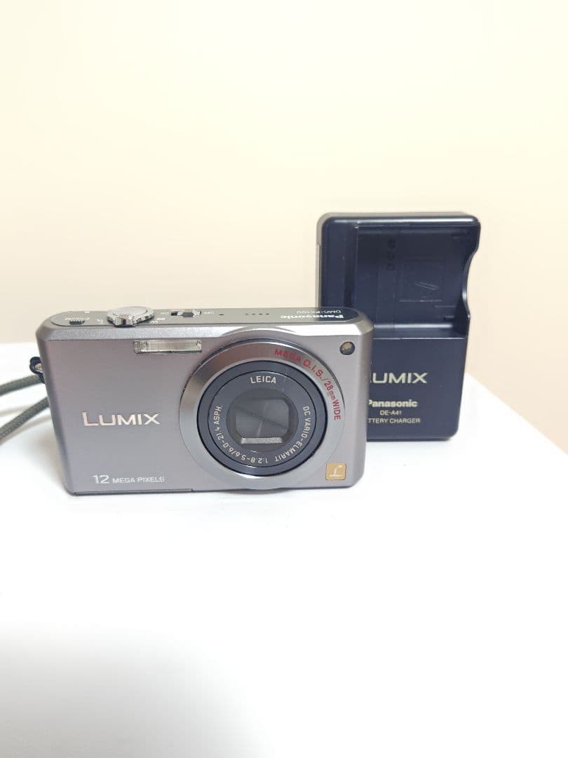 Panasonic　ルミックス　DMC-FX100 LUMIX デジタルカメラ