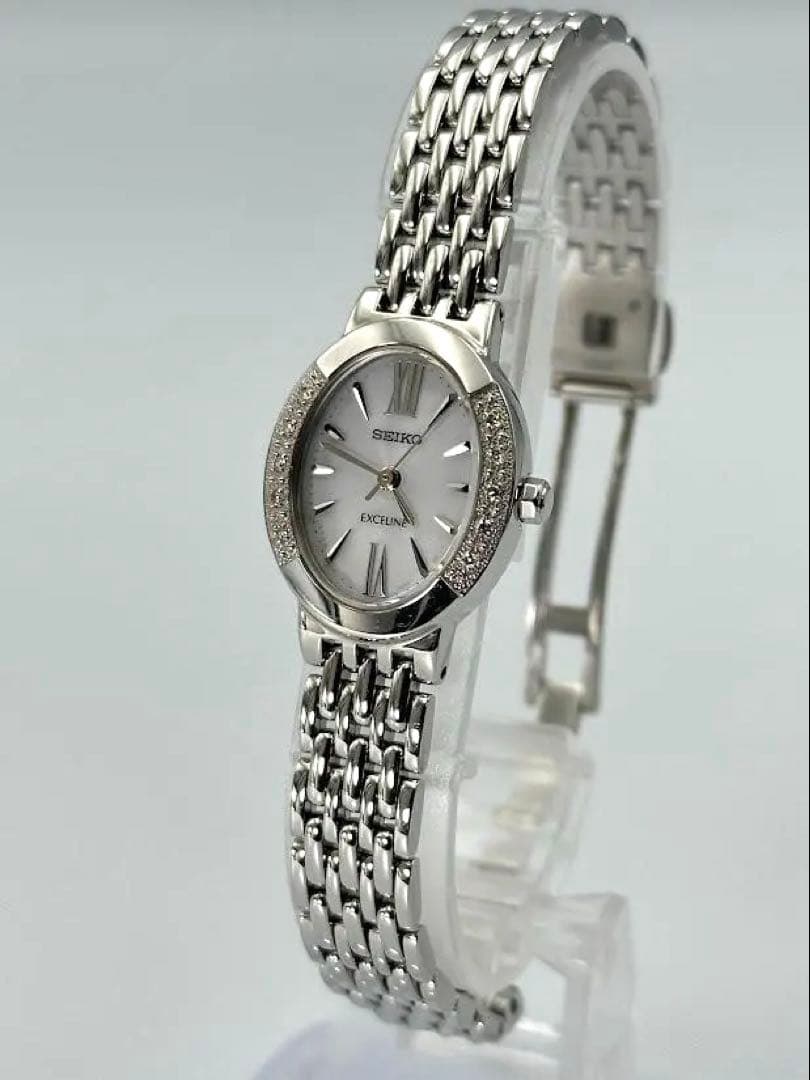 セイコー エクセリーヌ V117-0AV0 腕時計 ソーラー オーバル 922