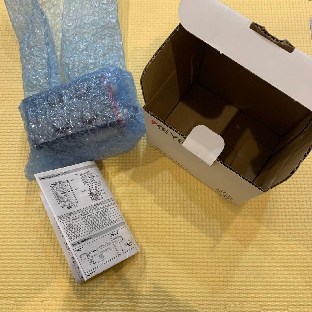 キーエンス　KEYENCE 2Dコードリーダ　SR-2000 新品未使用