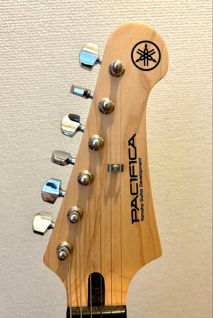 Yamaha PACIFICA 未使用、美品！ブラックエレキギター