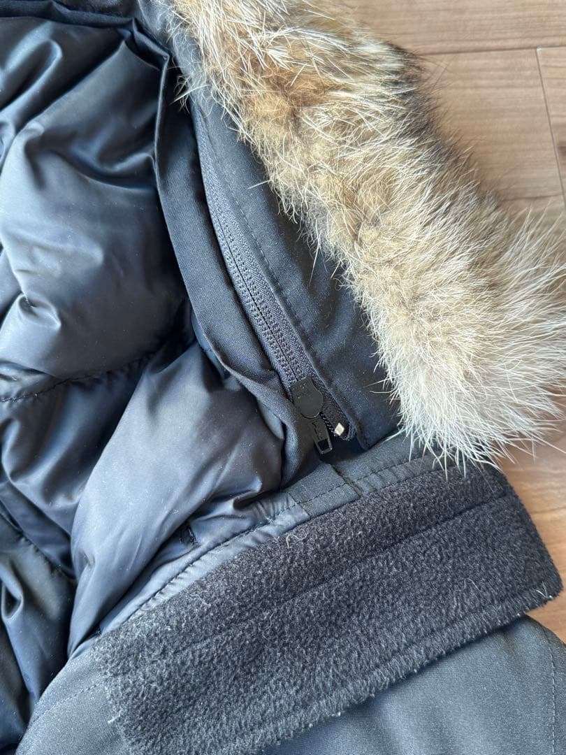 けいた カナダグース　ファー付きフード ブラックダウンジャケット　XS