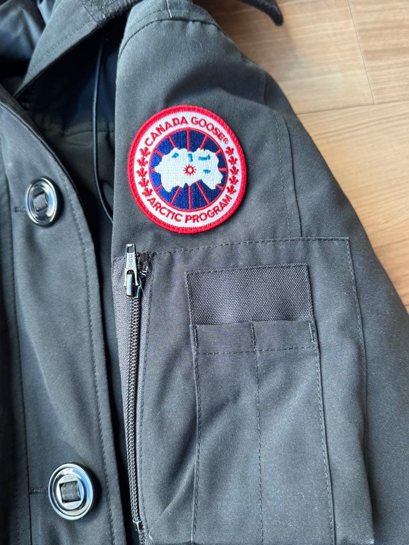 けいた カナダグース　ファー付きフード ブラックダウンジャケット　XS