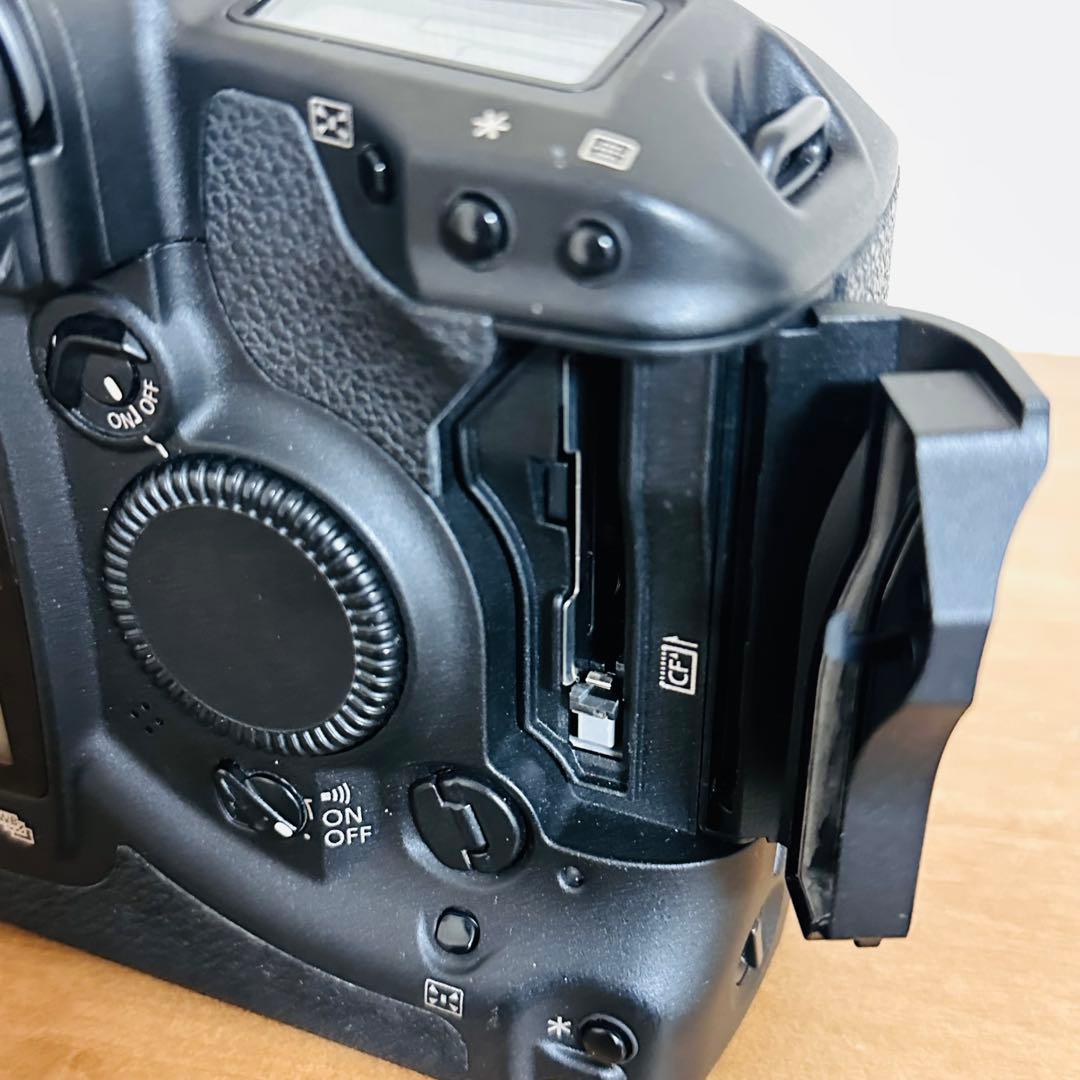 希少品 初代Canon EOS 1D