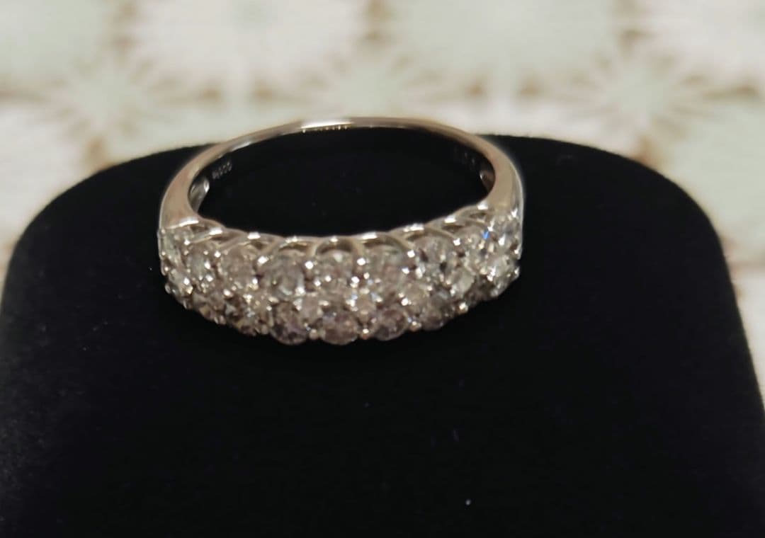 最終お値下げ　美品ダイヤモンド1.0ct リング　プラチナ900新品仕上げ鑑定済