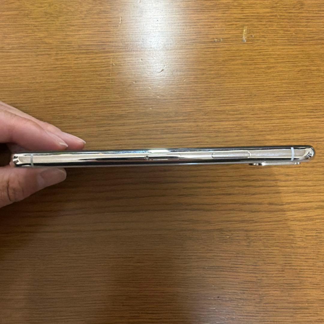 【美品】iPhone X 64GB バッテリー82%