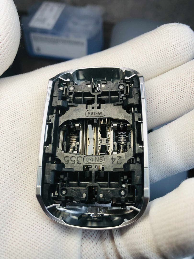 【美品】BRAUN（ブラウン）シリーズ9 Pro 9477cc メンズシェーバー